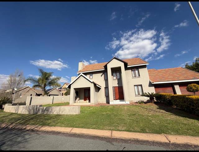 3 BEDROOM HOUSE FOR SALE IN BROOKLANDS LIFESTYLE ESTATE